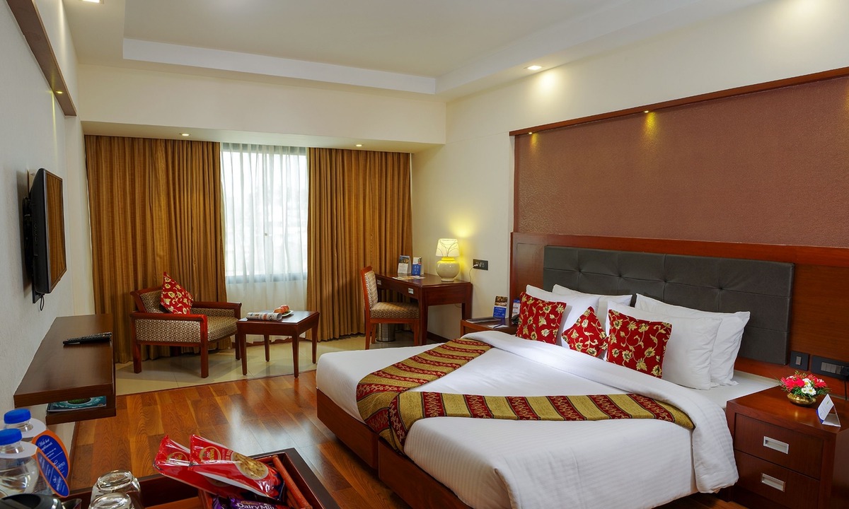Thampanoor Hotel | Classic Sarovar Portico Thiruvananthapuram