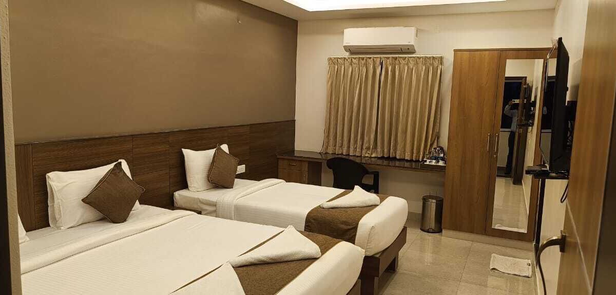 Tiruchanur Hotel | PVK Residency Tirupati