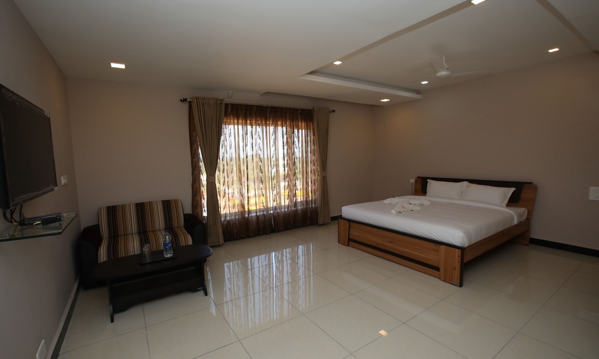 Vellore Hotel | Hotel Golden Gateway