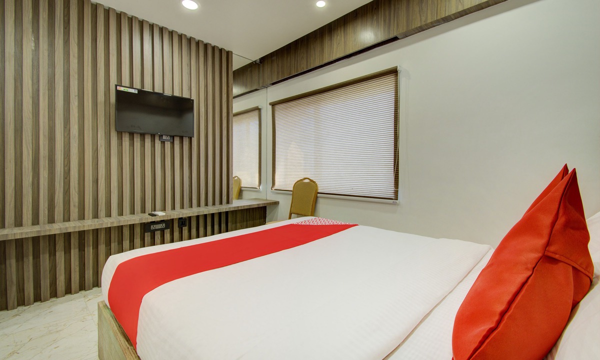Vijayawada Hotel | Capital O 23031 V Hotel
