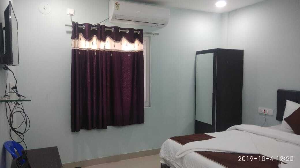 Kurnool Hotel | iROOMZ Partha Grand