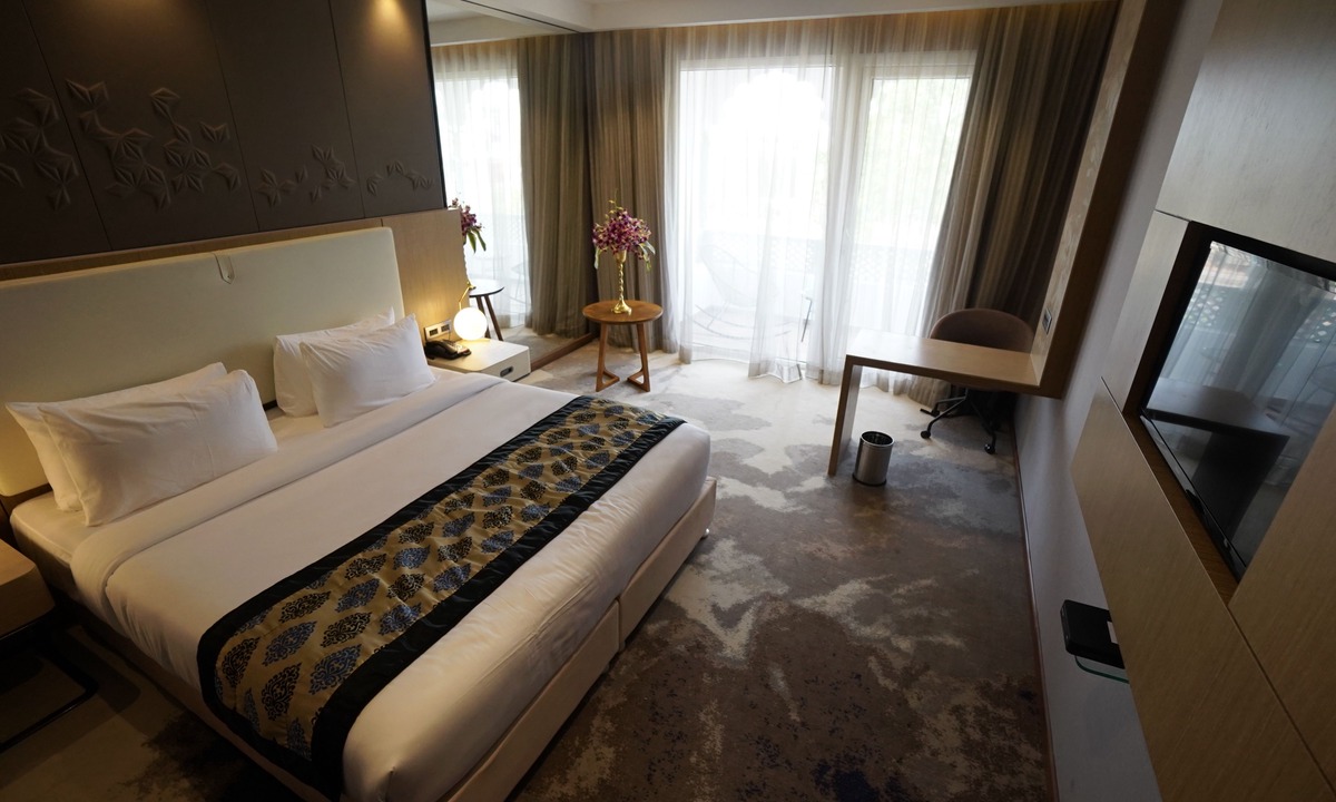 Raipur Hotel | Clarks Inn suites Raipur