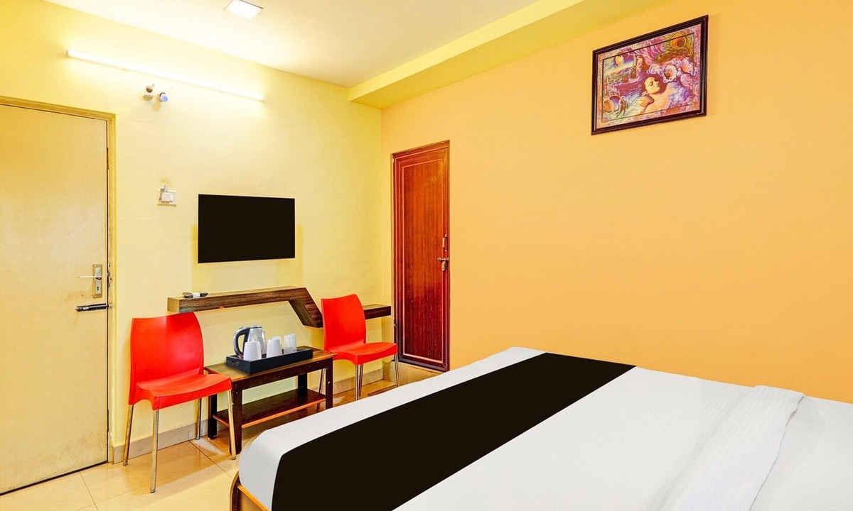 Visakhapatnam House | Deluxe Lalitha Convention