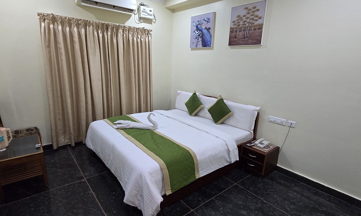Srikalahasti Hotel | HOTEL KSR GRAND