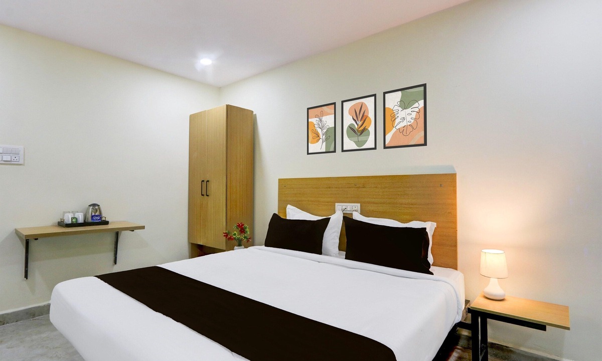 Kukatpally Housing Board Colony House | Classic Hotel SV Royal Inn