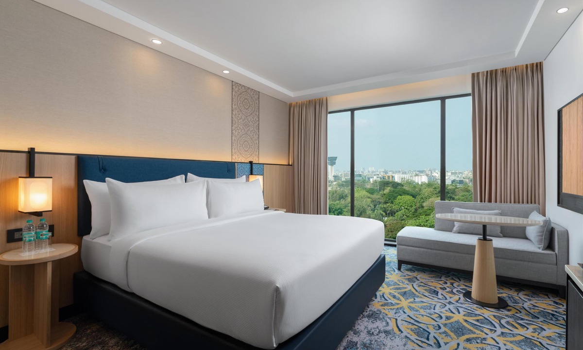 J B Nagar Hotel | Hilton Garden Inn Mumbai International Airport