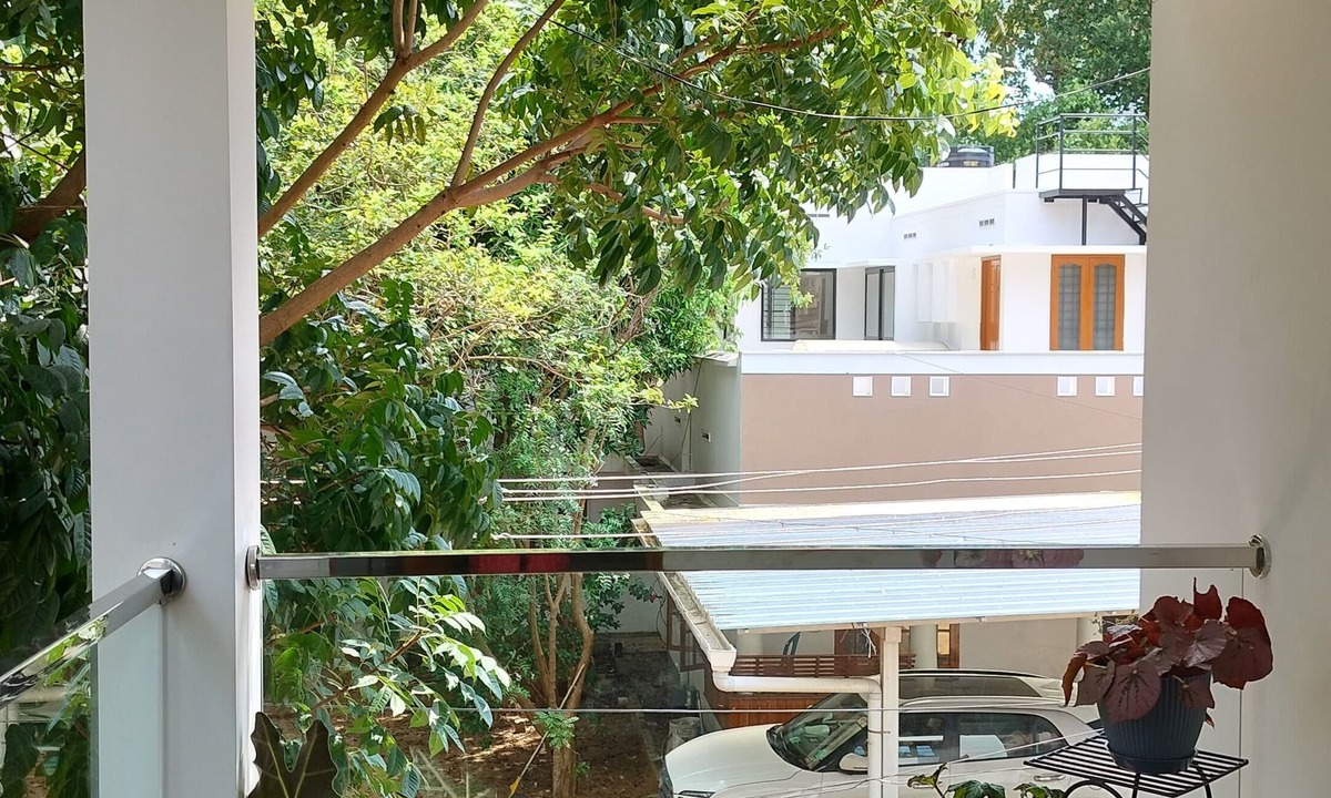 Thiruvananthapuram Apartment | Pracheeta Home- comfortable 2BHK w/AC & WiFi near Sri Padmanaba Temple.