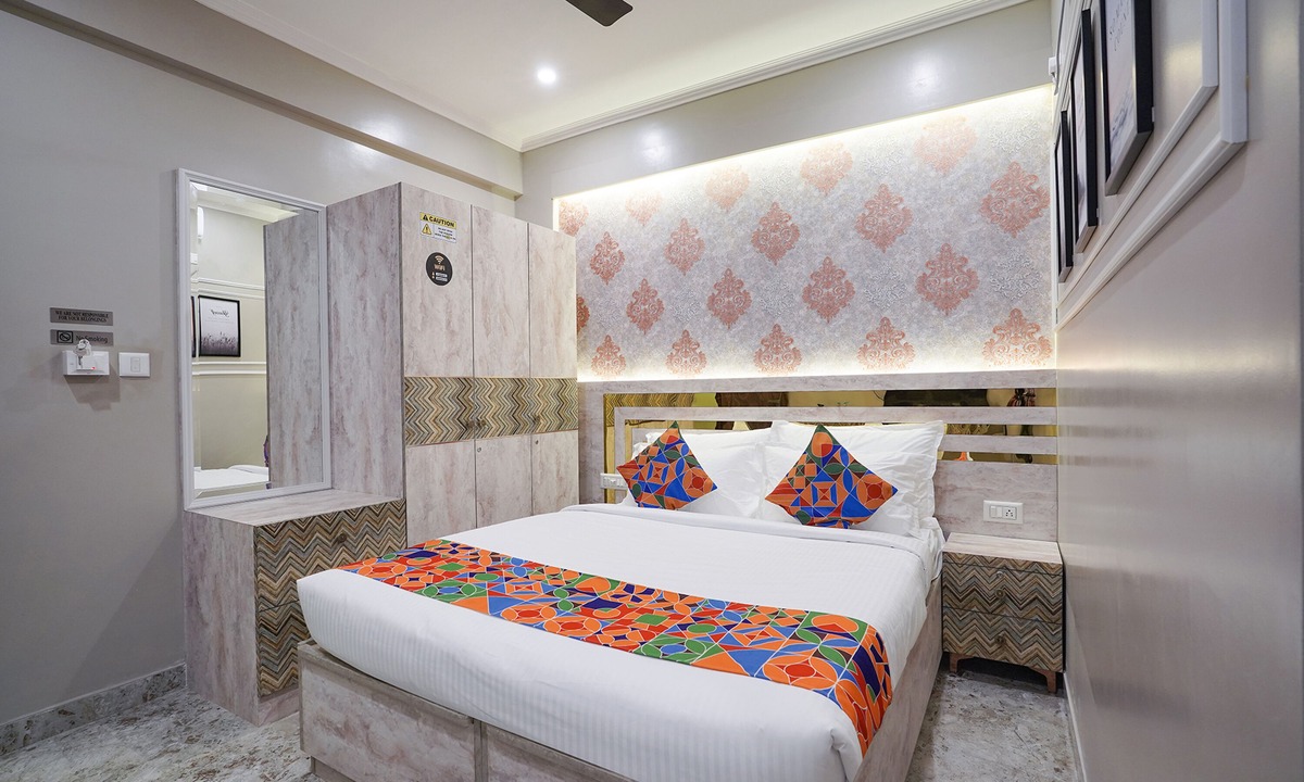 Kalyan Nagar Hotel | Fabhotel Lg Signature