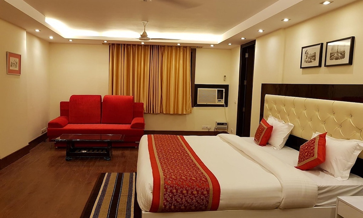 East of Kailash Hotel | Greenleaf Apartment And Suites, Kalkaji