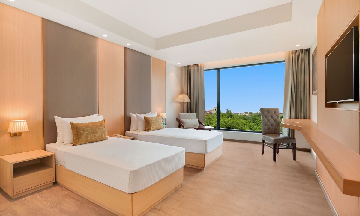 Jwalapur Hotel | Lemon Tree Hotel Haridwar