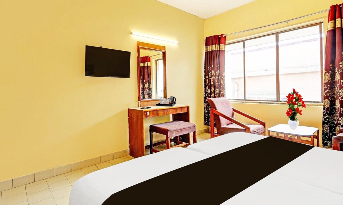 Gajuwaka House | Hotel O Gajuwaka Near Kurmanpalem