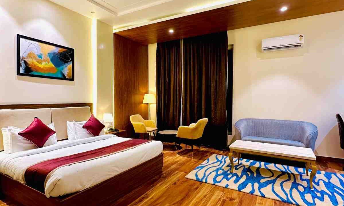 Siswan Hotel | DREAMZ INN & SUITE