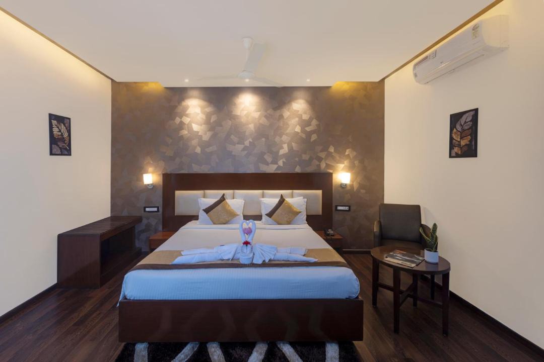 Banjara Hills Hotel | Hotel Hemaadri Grand