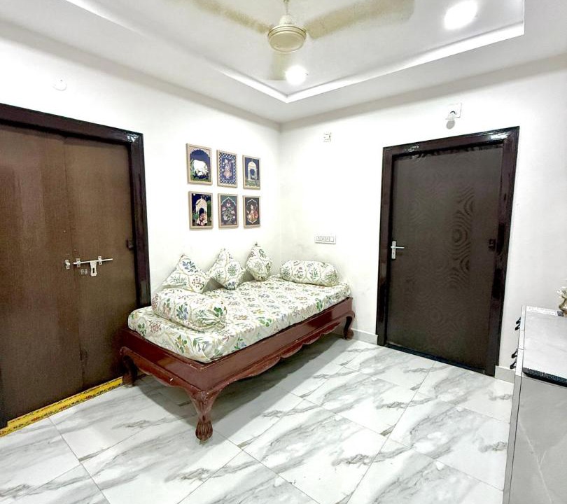 Ramachandrapuram Apartment | Vididhi by N - 1BHK Retro Stay