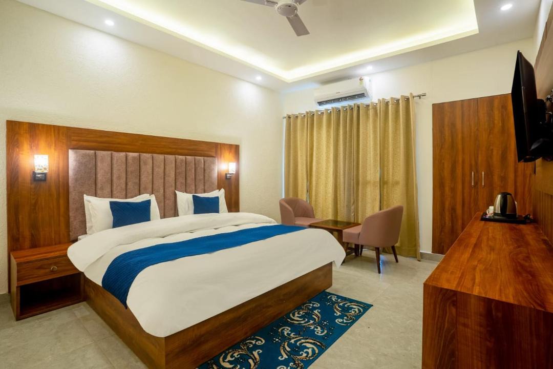 Geeta Nagar Hotel | HOTEL RAH INN - Yog Nagari Rishikesh Railway Station