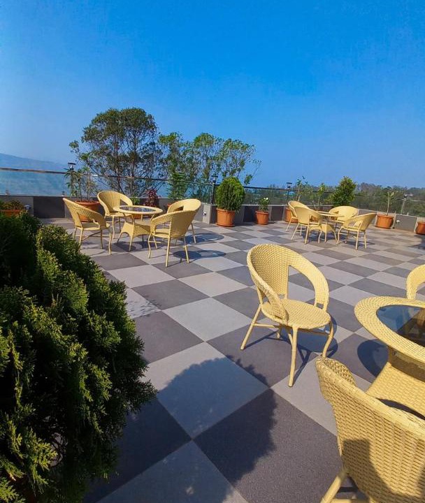 Wai Hotel | Omkar Hotel - Mahabaleshwar