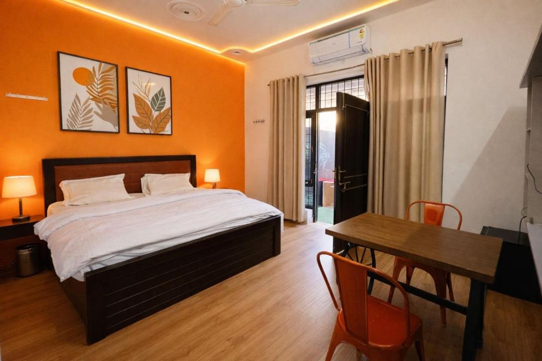 Gomti Nagar House | Drip Inn home stay