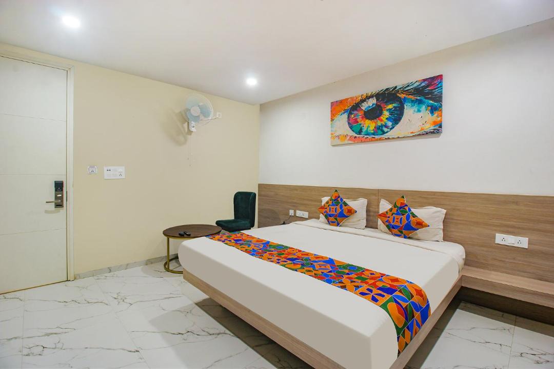 Miyapur Hotel | FabHotel SSR Fern Suites - 100M from GSM Mall Madeenaguda