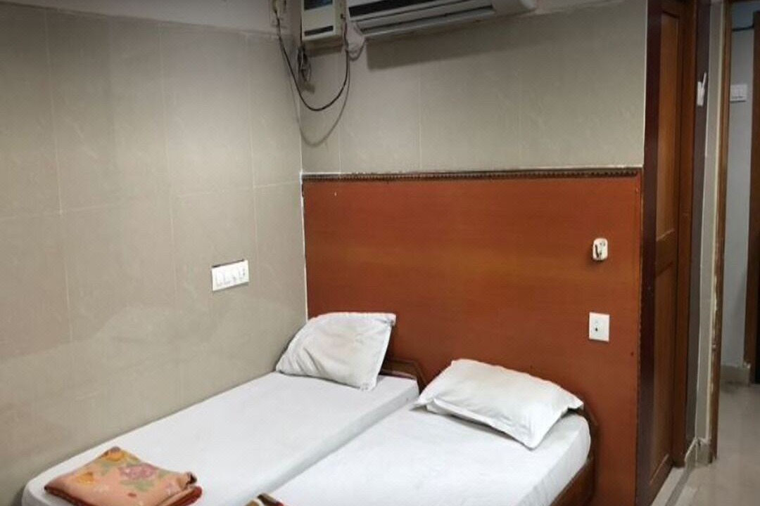Photo of Bedroom in Srikalahasti