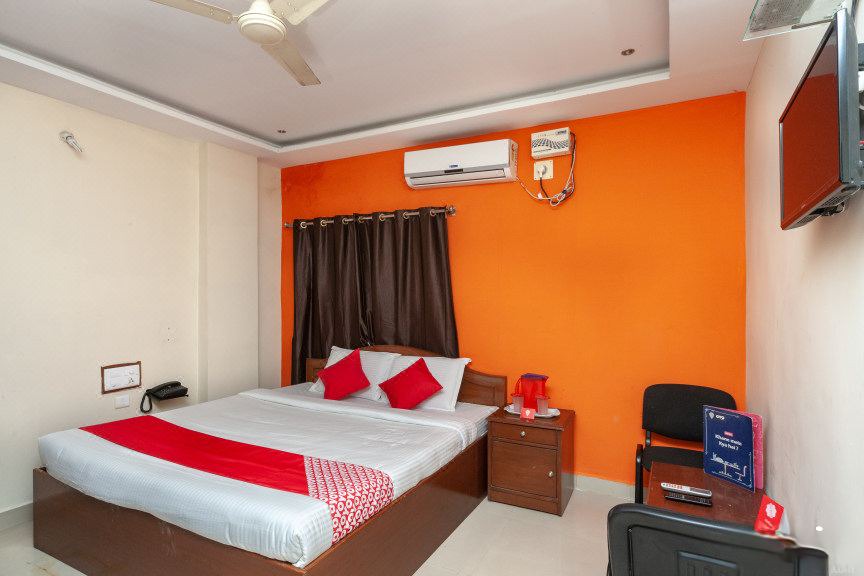 Photo of Bedroom in Srikalahasti