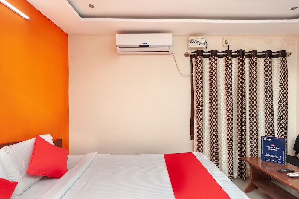 Photo of Bedroom in Srikalahasti