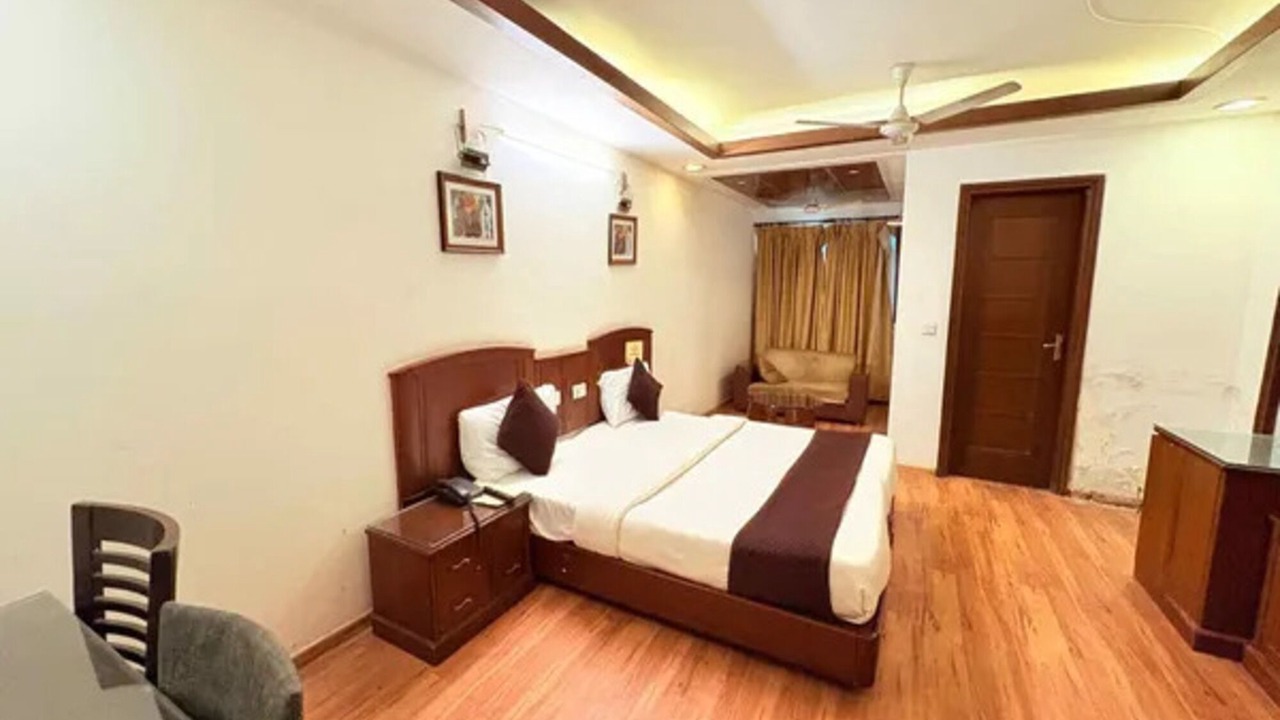 Photo of Bedroom in Nehru Place