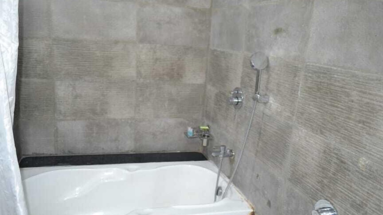 Photo of Bathroom in Ahmedgadh