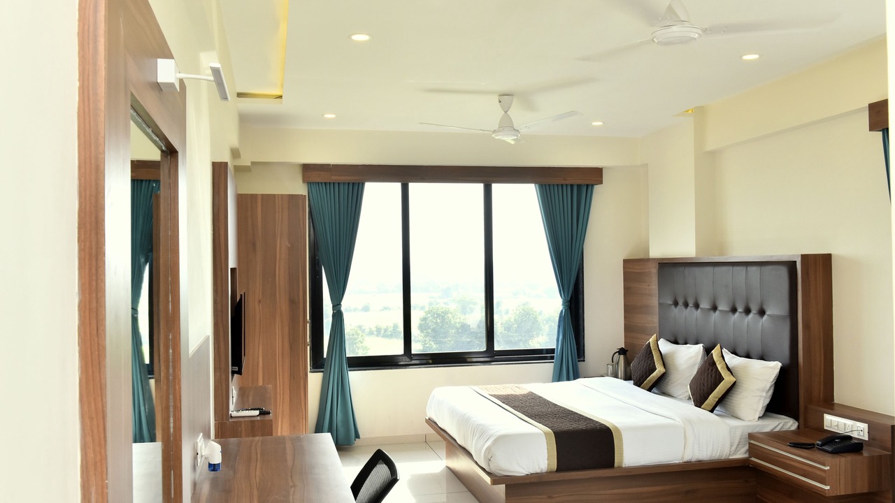 Photo of Bedroom in Ahmedabad