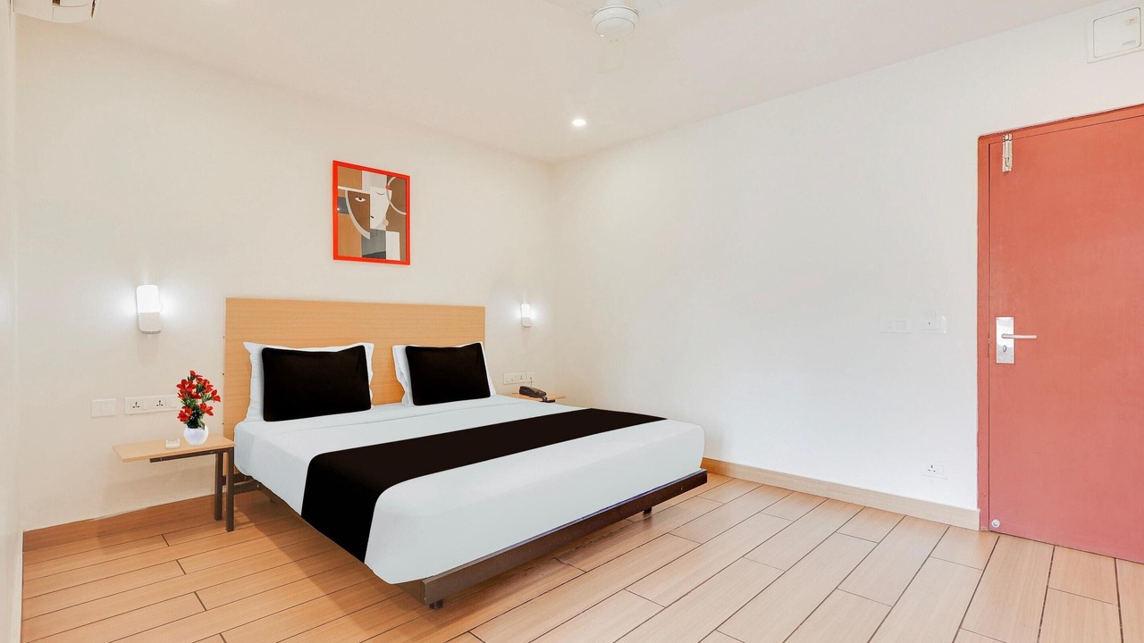 Photo of Bedroom in Dwaraka Nagar