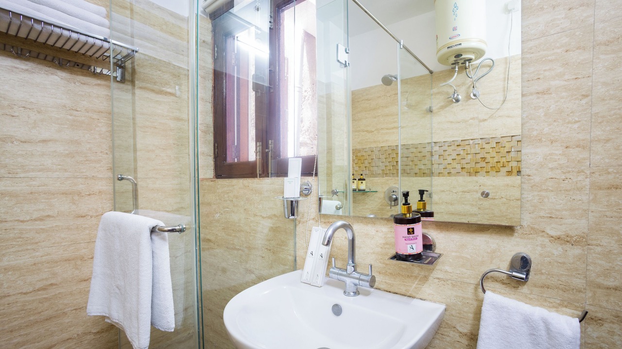 Photo of Bathroom in Kuthar