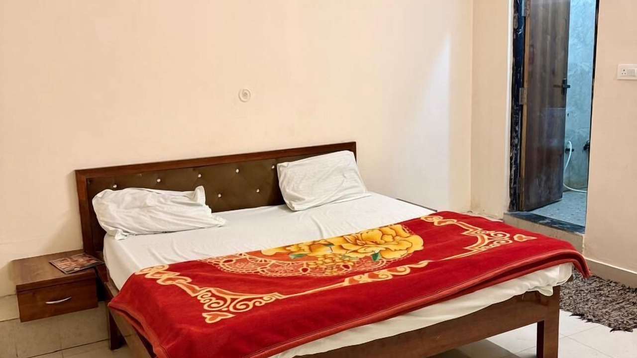 Photo of Bedroom in Etawah