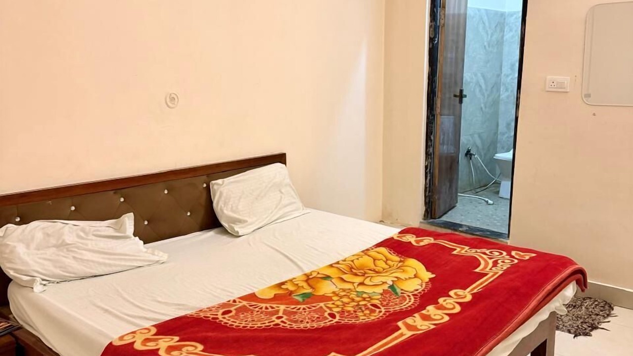 Photo of Bedroom in Etawah