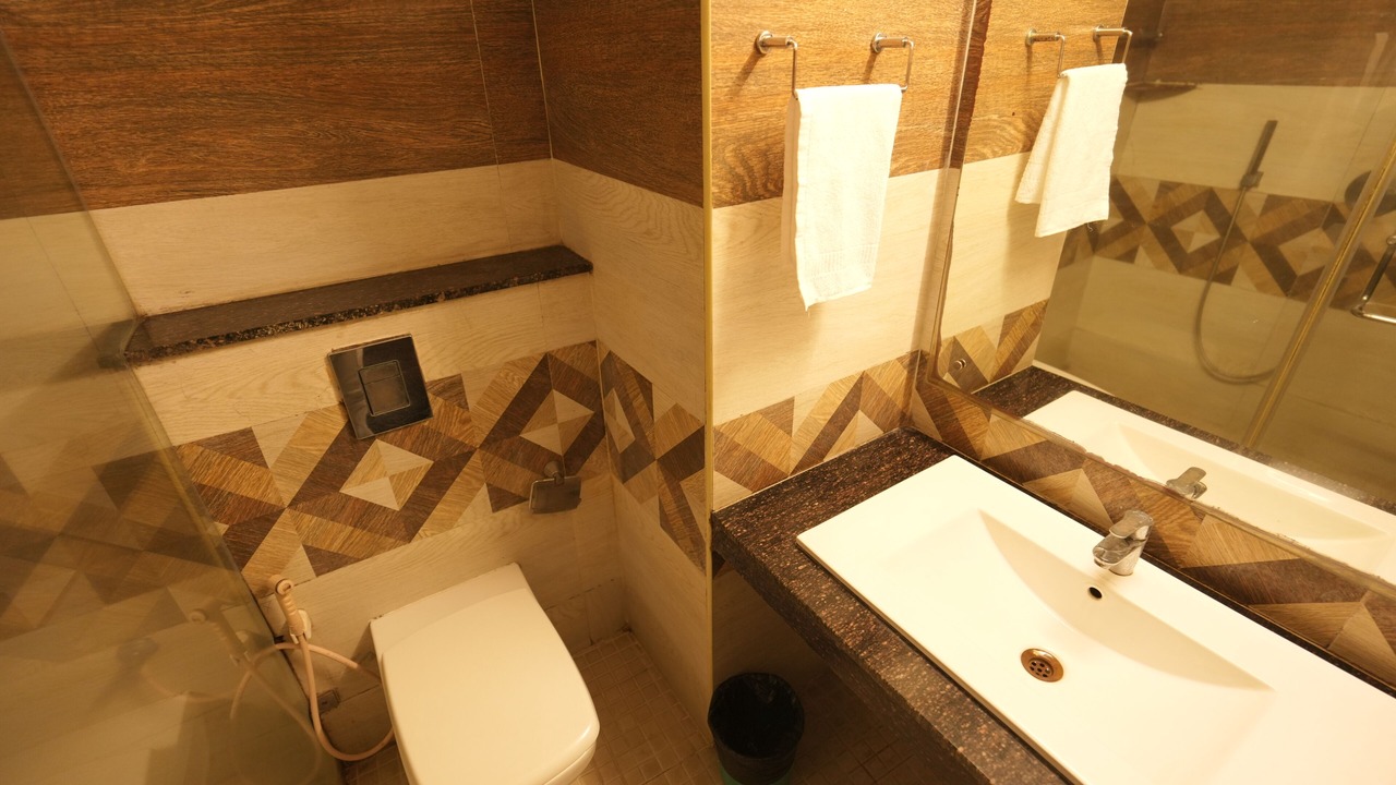 Photo of Bathroom in Palayankottai