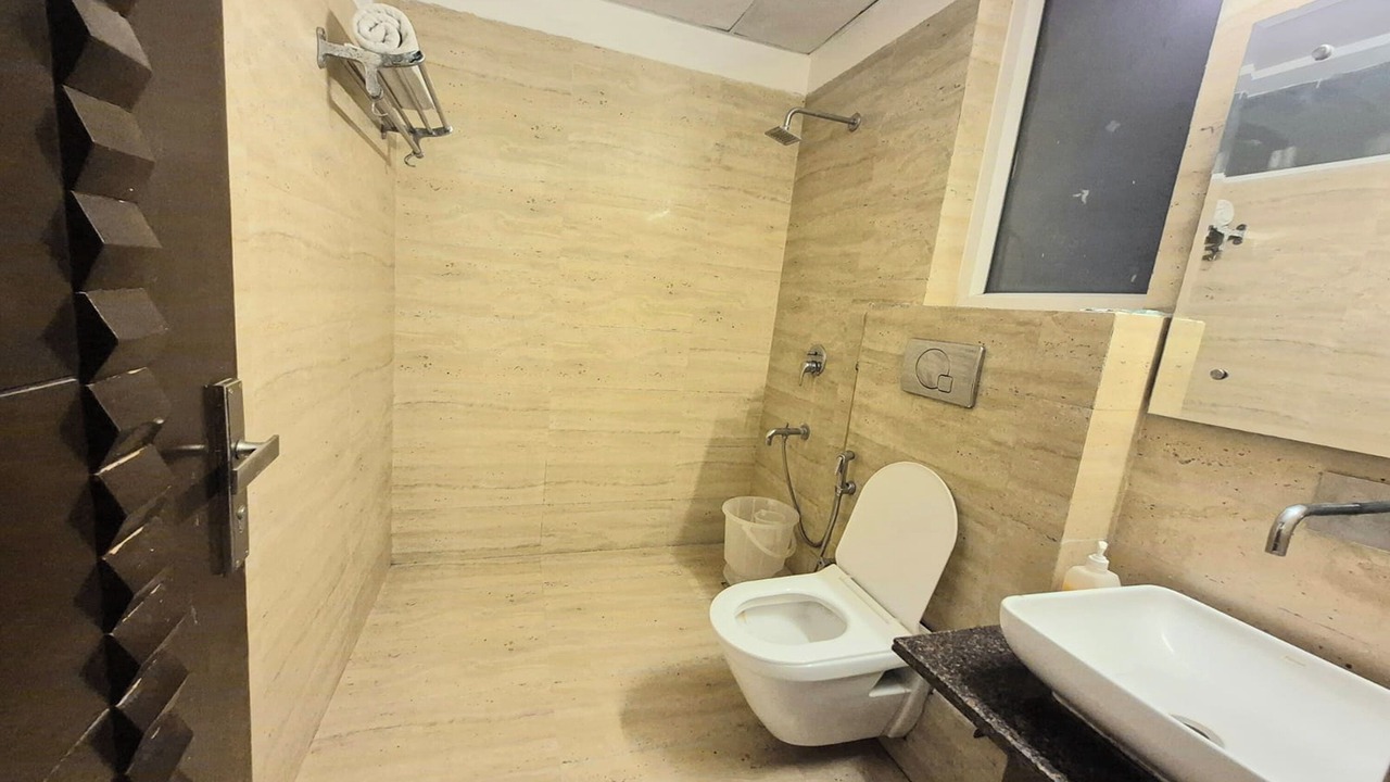 Photo of Bathroom in Sushant Lok