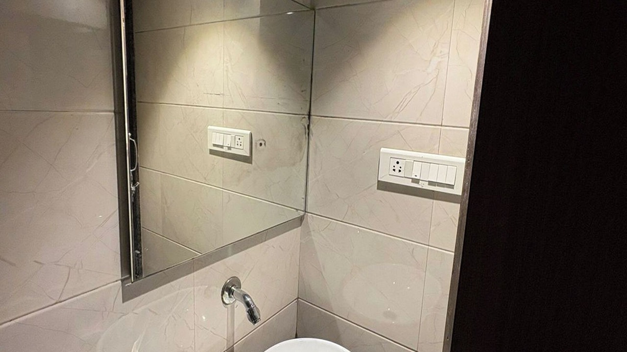 Photo of Bathroom in Mulund West