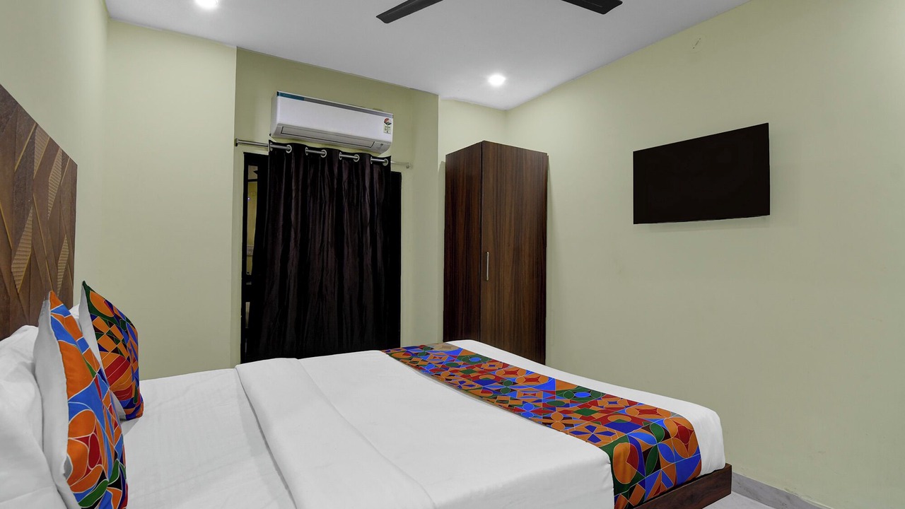 Photo of Bedroom in Rushikonda