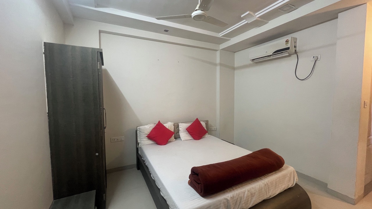 Photo of Bedroom in Rajula
