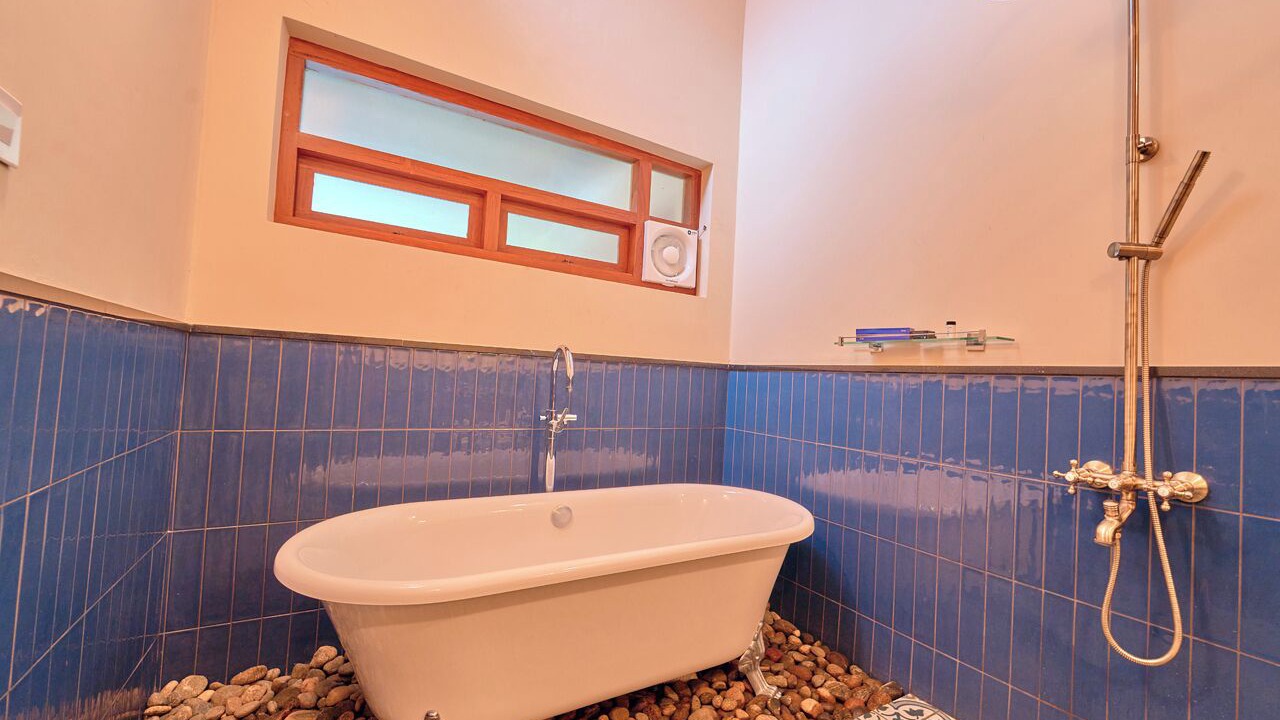 Photo of Bedroom in West Mere