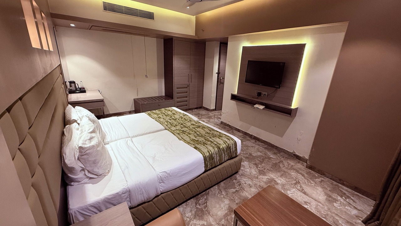 Photo of Bedroom in Kopar Khairane
