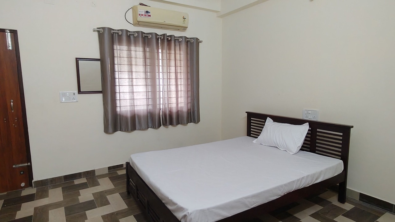 Photo of Outdoor in Kelambakkam