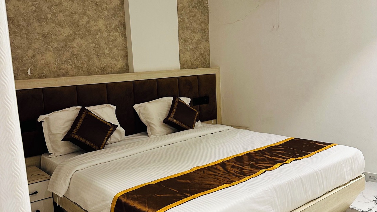 Photo of Bedroom in Adyar