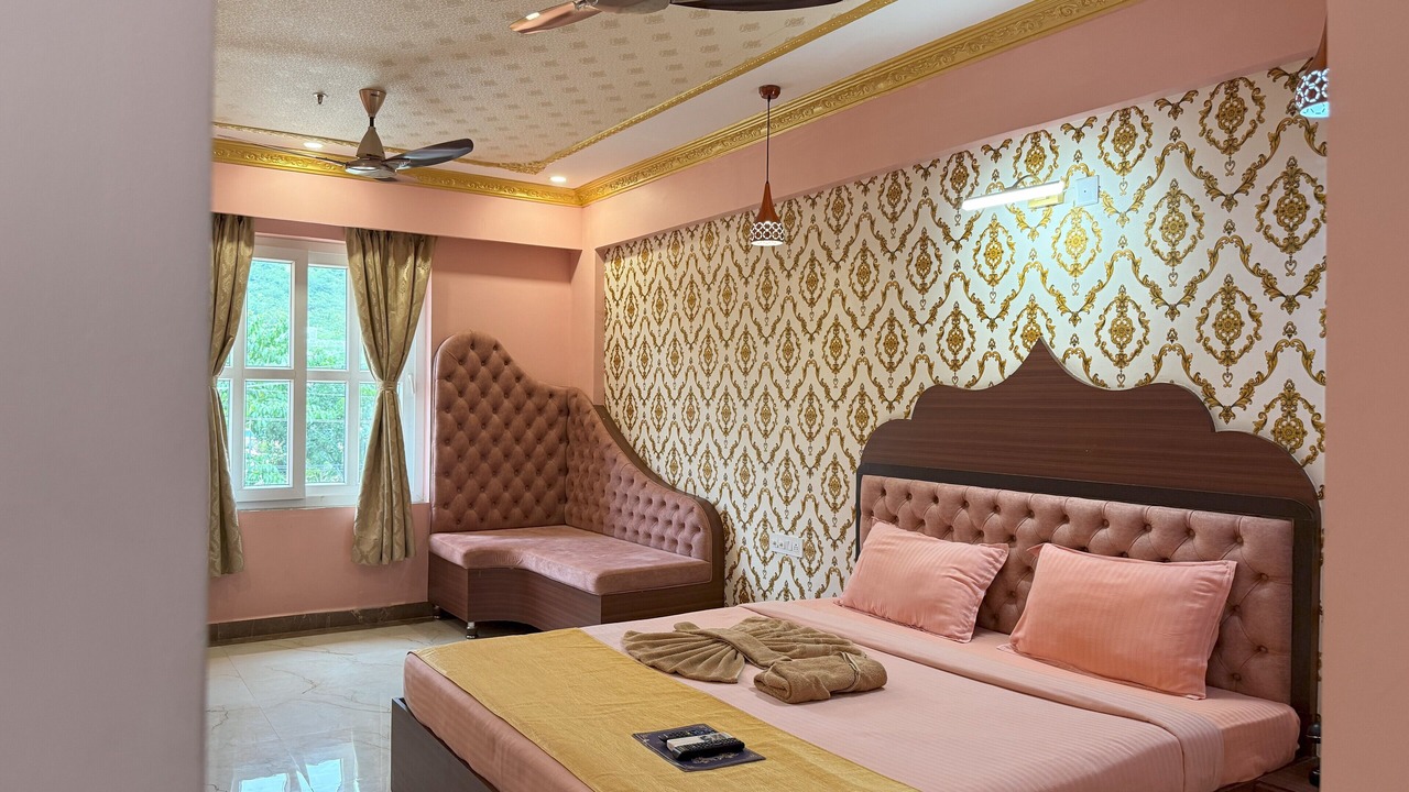 Photo of Bedroom in Paralakhemundi
