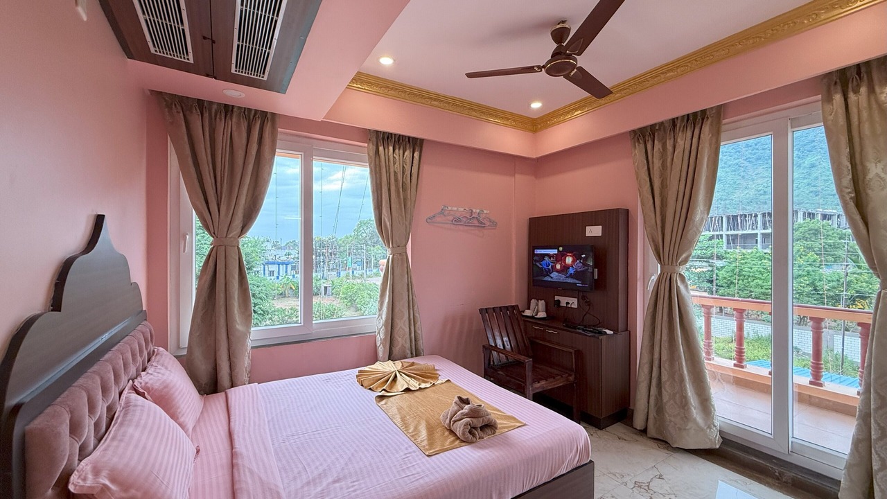 Photo of Bedroom in Paralakhemundi