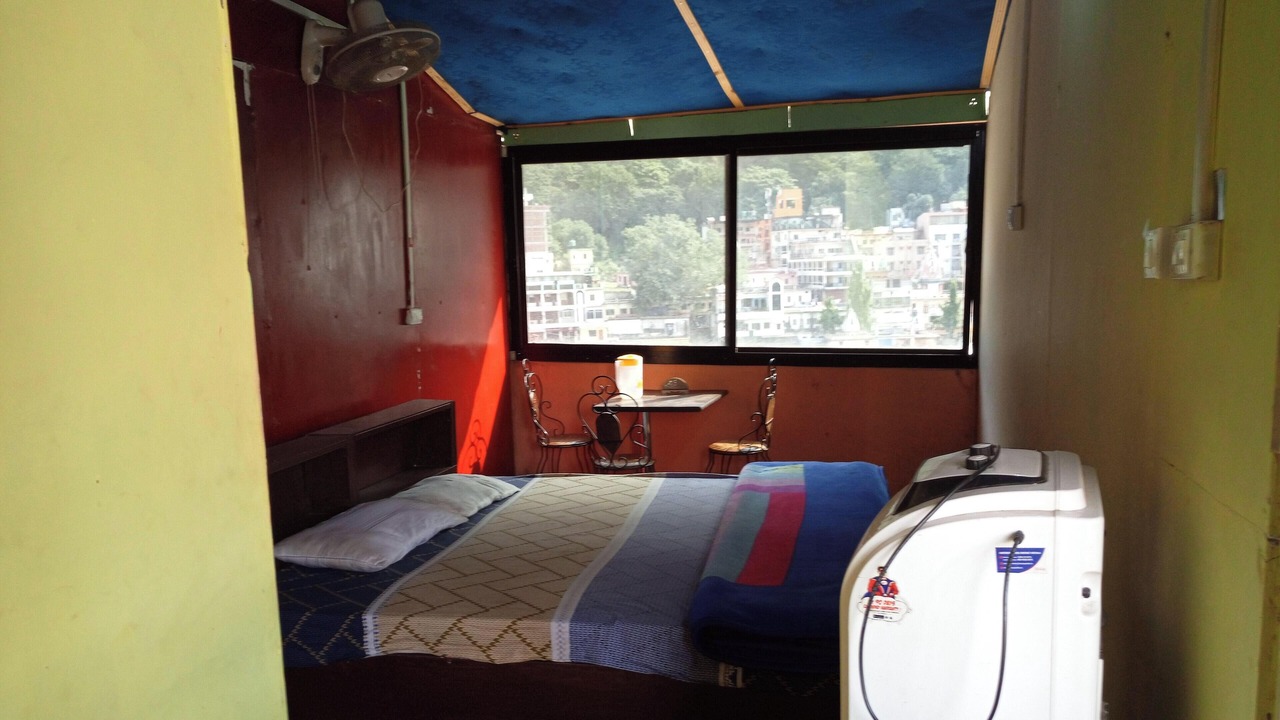 Photo of Bedroom in Tapovan