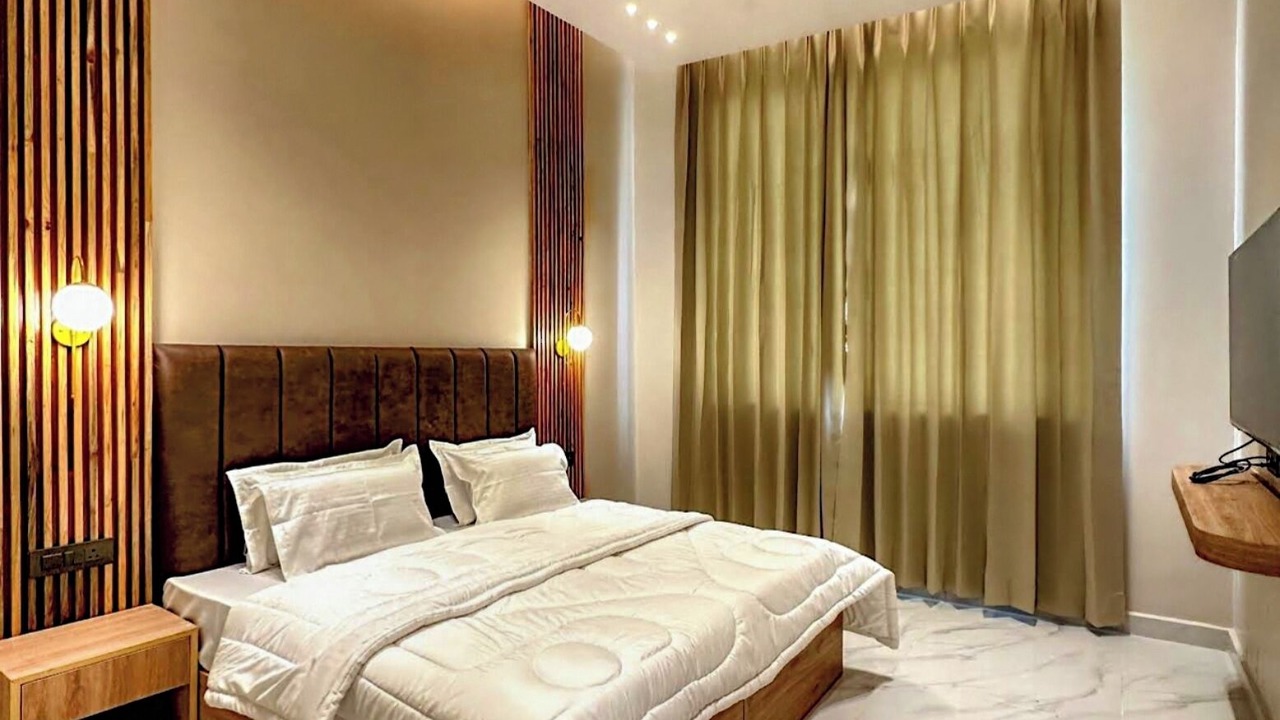 Photo of Bedroom in Tapovan