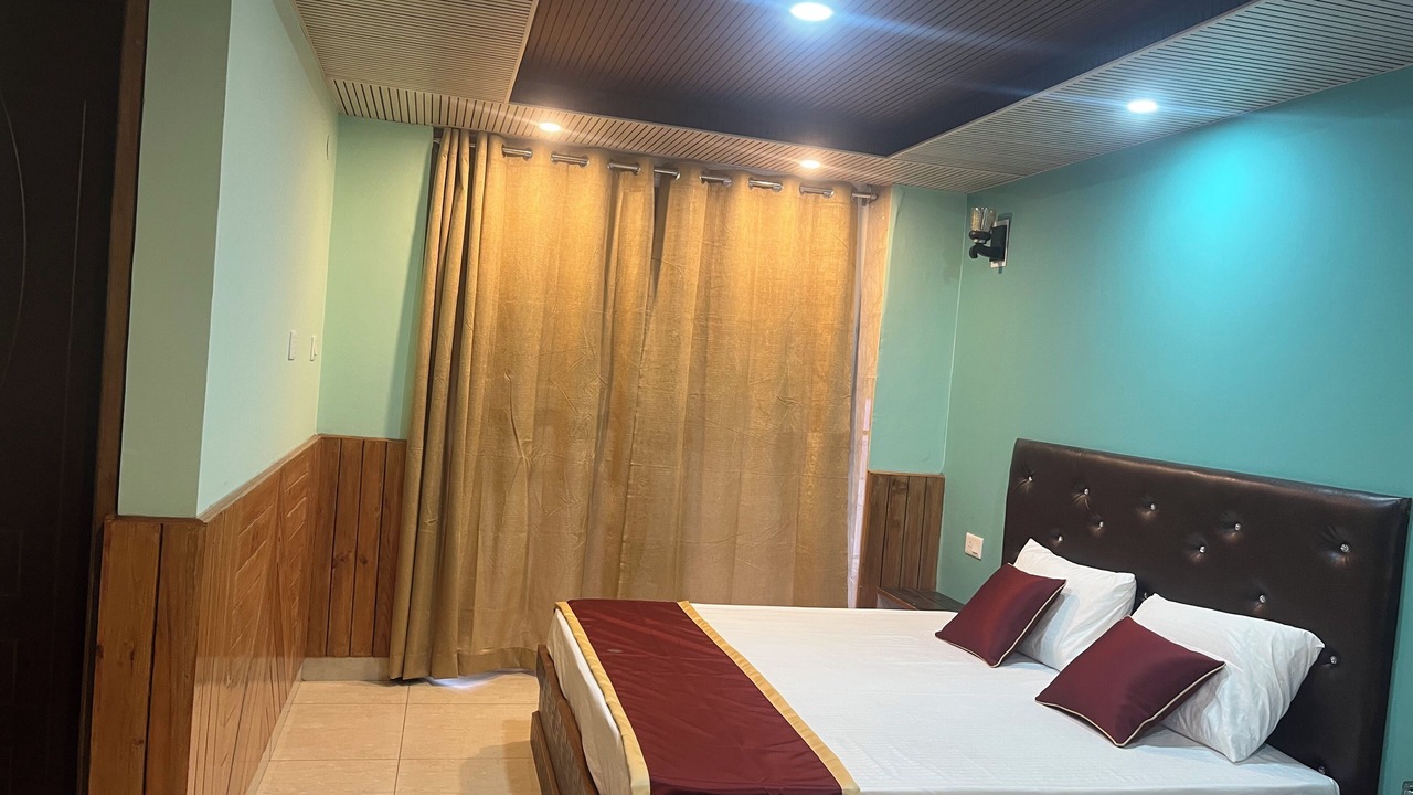 Photo of Bedroom in Sarahan