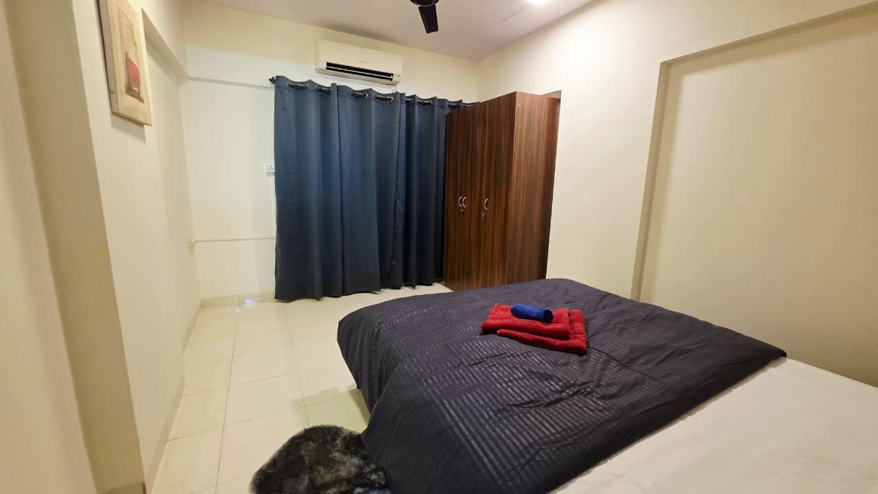 Photo of Bedroom in Dadar East