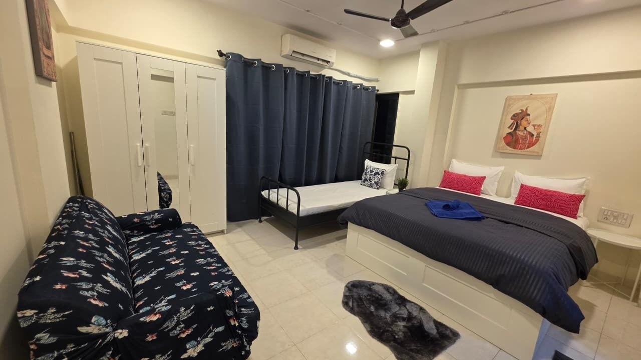 Photo of Bedroom in Dadar East