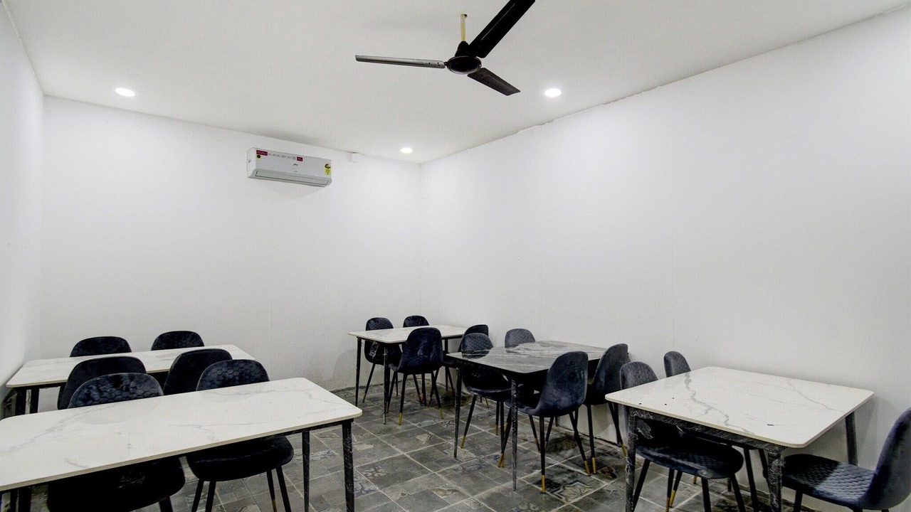 Photo of Livingroom in Miyapur