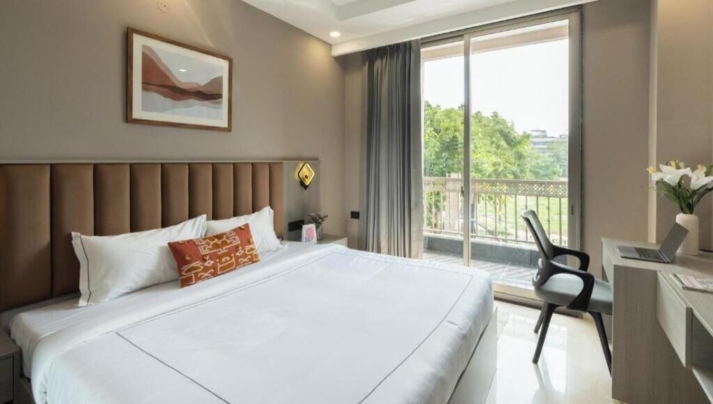 Photo of Bedroom in DLF Phase 3